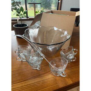 Anchor Hocking Savannah 18-Piece Punch Bowl Set With 8 Cups & Ladle